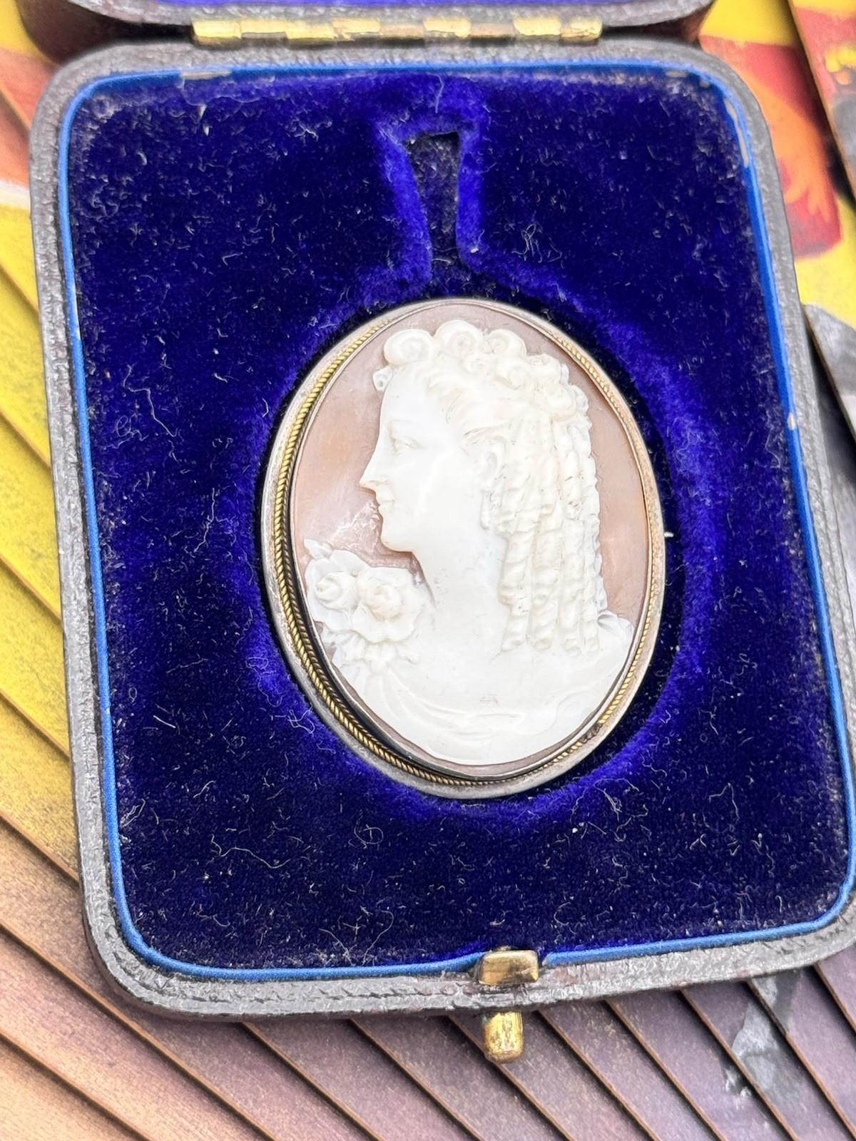 VICTORIAN Cameo Brooch Shell Carved Lady Left Facing C Clasp Rope Bezel Accent