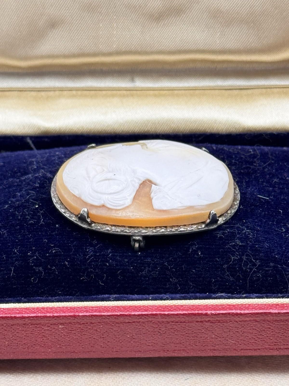 Edwardian Cameo Brooch Sterling Shell Carved Lady Portrait C Clasp 1.4x1.1”