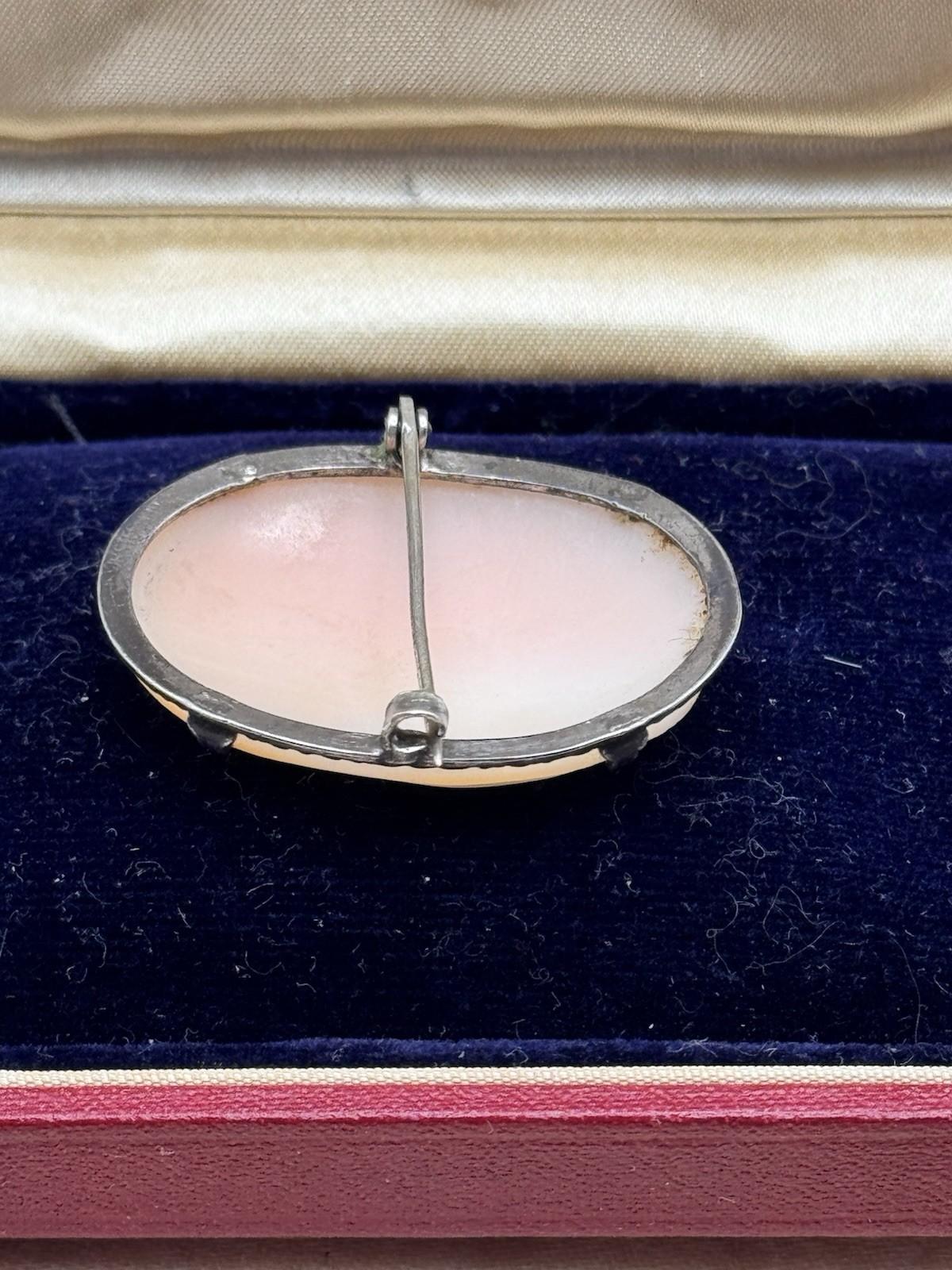 Edwardian Cameo Brooch Sterling Shell Carved Lady Portrait C Clasp 1.4x1.1”