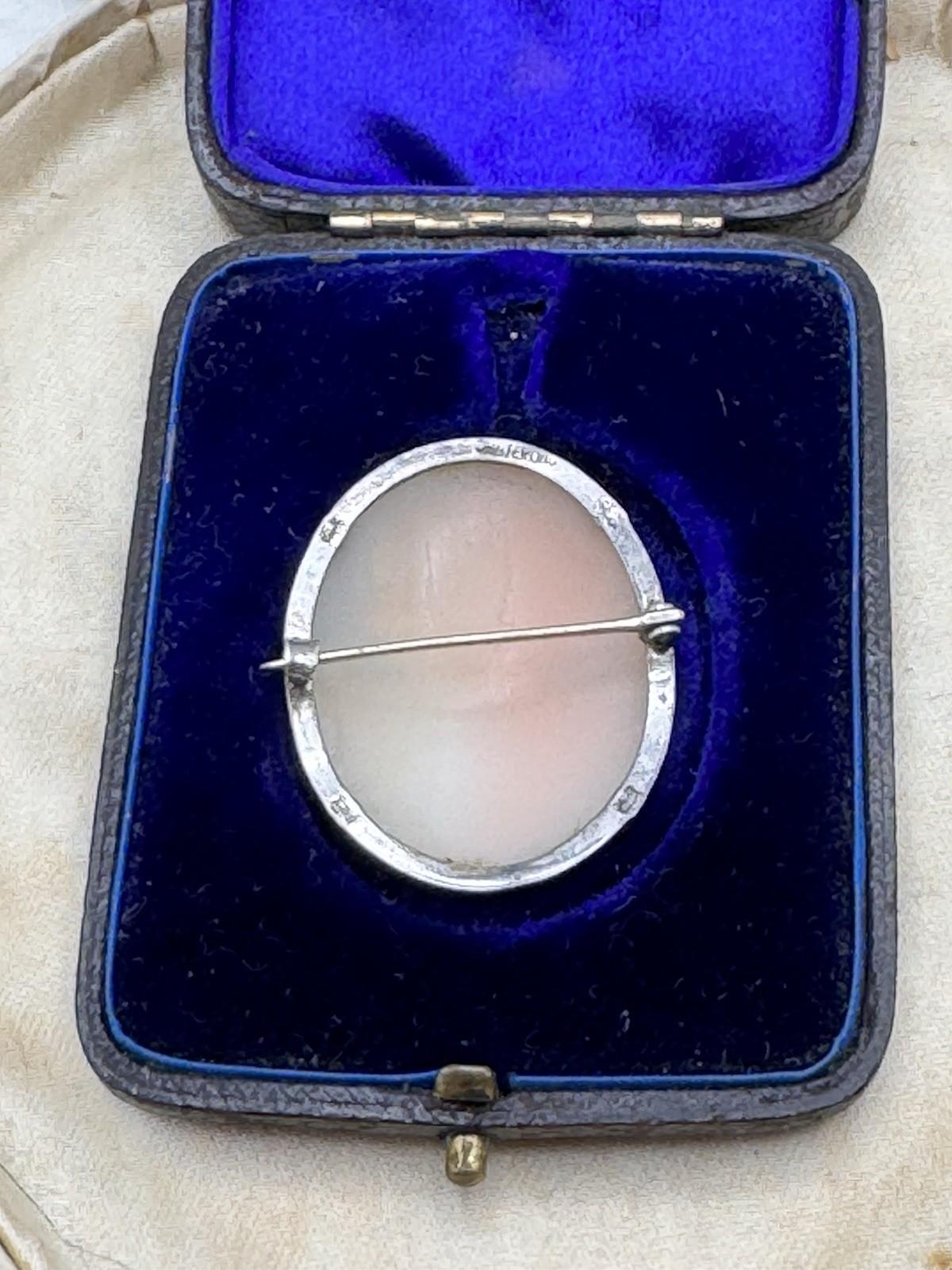 Edwardian Cameo Brooch Sterling Shell Carved Lady Portrait C Clasp 1.4x1.1”