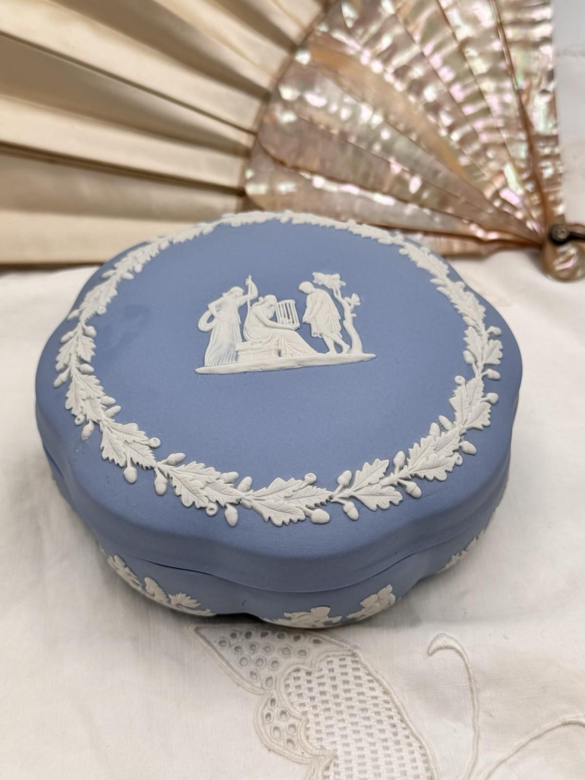 Wedgwood Blue Jasperware Trinket Box Master Potter Mark Mason Signed 1987 5”