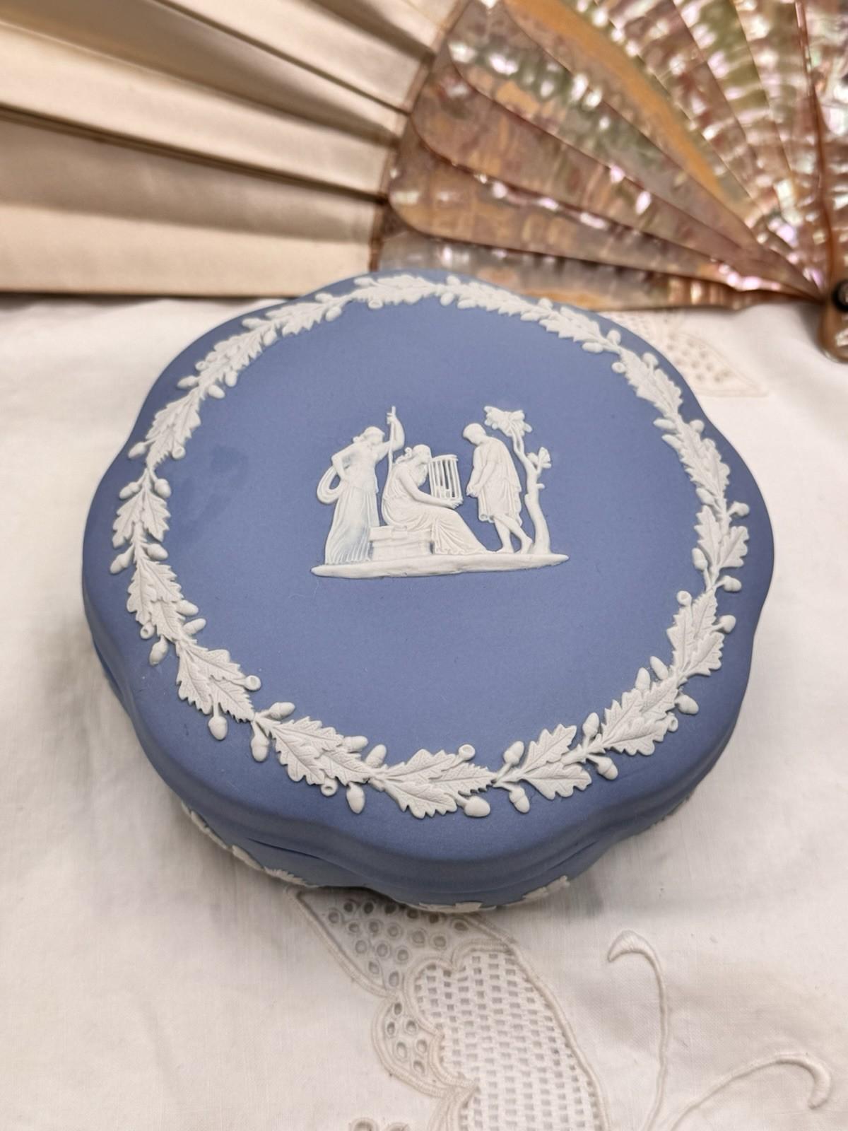 Wedgwood Blue Jasperware Trinket Box Master Potter Mark Mason Signed 1987 5”