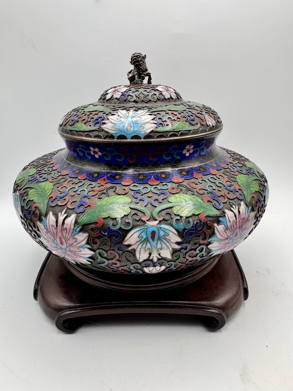 Large Cloisonné Lidded Bowl / Jar With Wood Stand Foo Dog Finial READ‼️