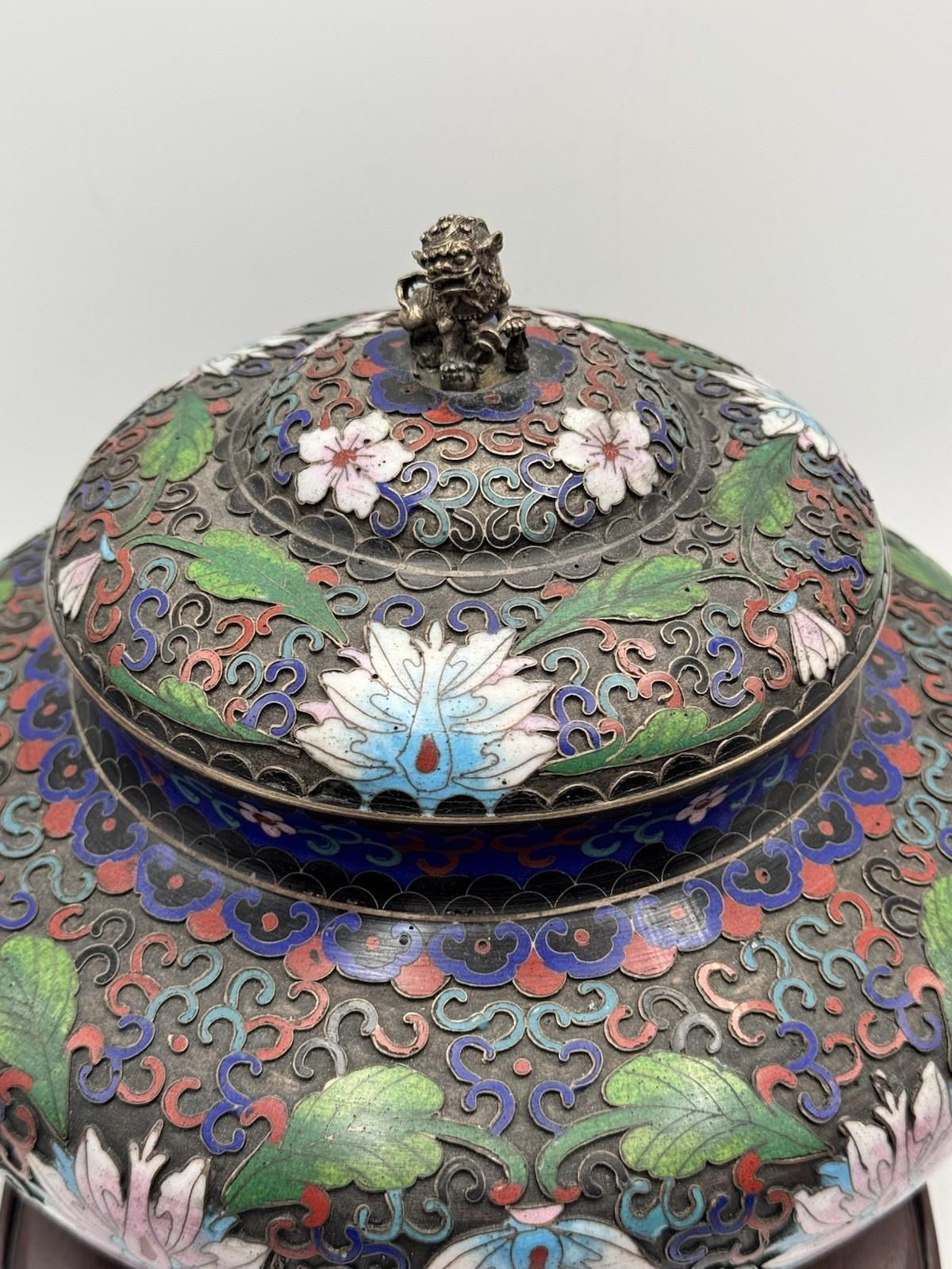 Large Cloisonné Lidded Bowl / Jar With Wood Stand Foo Dog Finial READ‼️