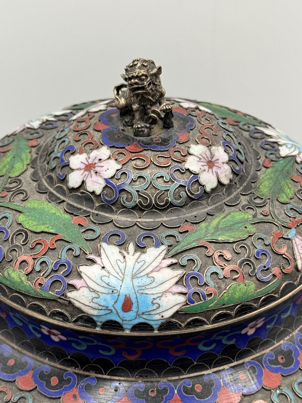 Large Cloisonné Lidded Bowl / Jar With Wood Stand Foo Dog Finial READ‼️