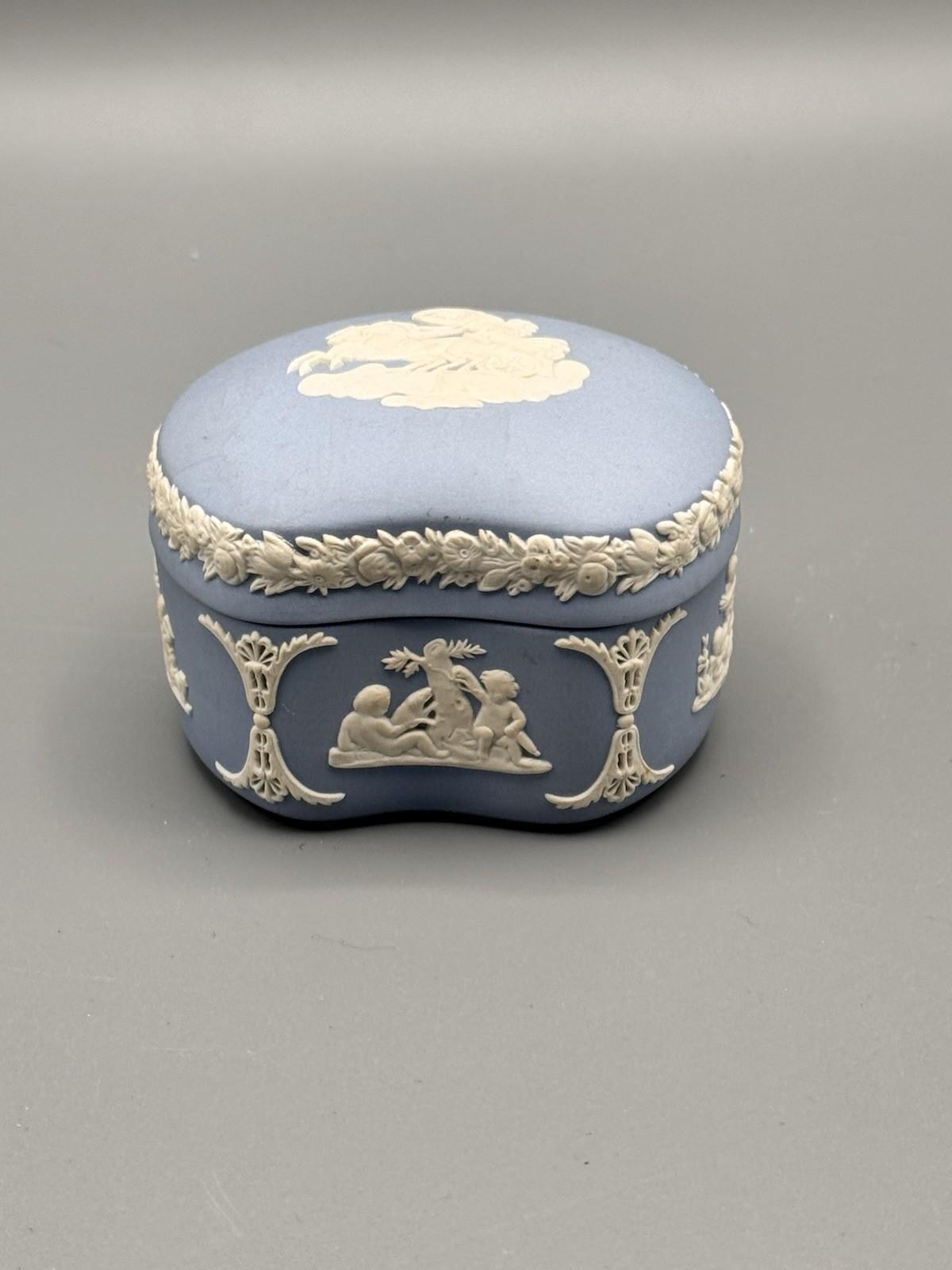 Wedgwood Jasperware Trinket Box Blue Cherub Relief 3.25”