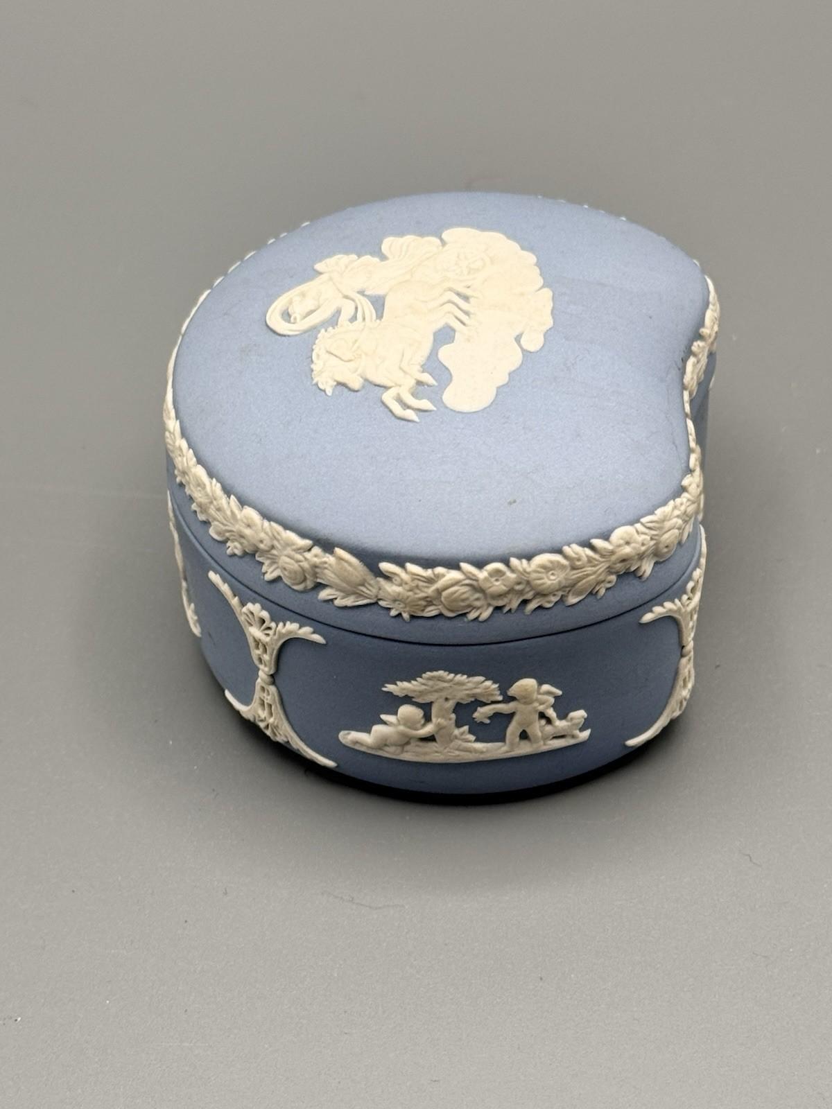 Wedgwood Jasperware Trinket Box Blue Cherub Relief 3.25”