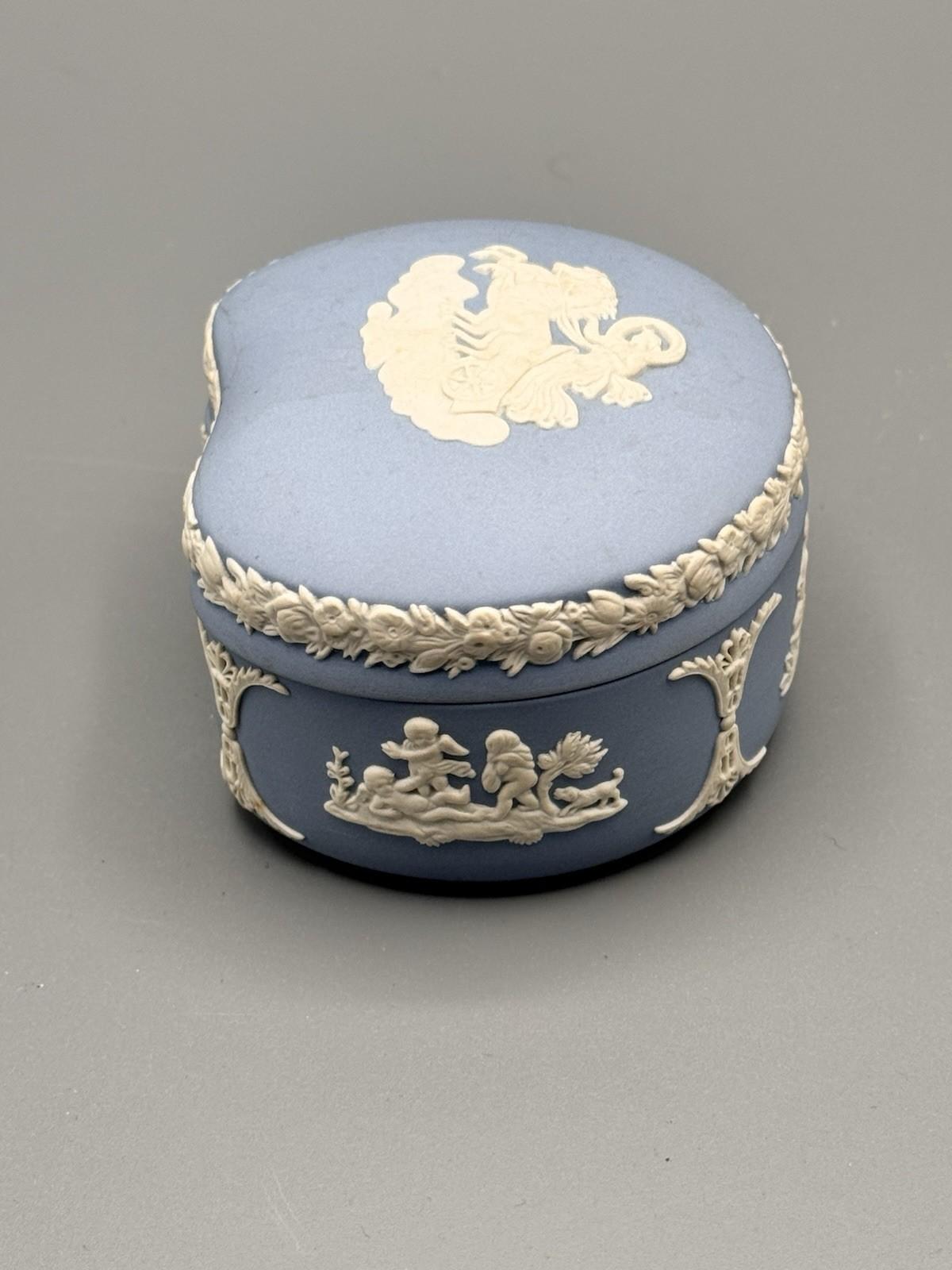 Wedgwood Jasperware Trinket Box Blue Cherub Relief 3.25”