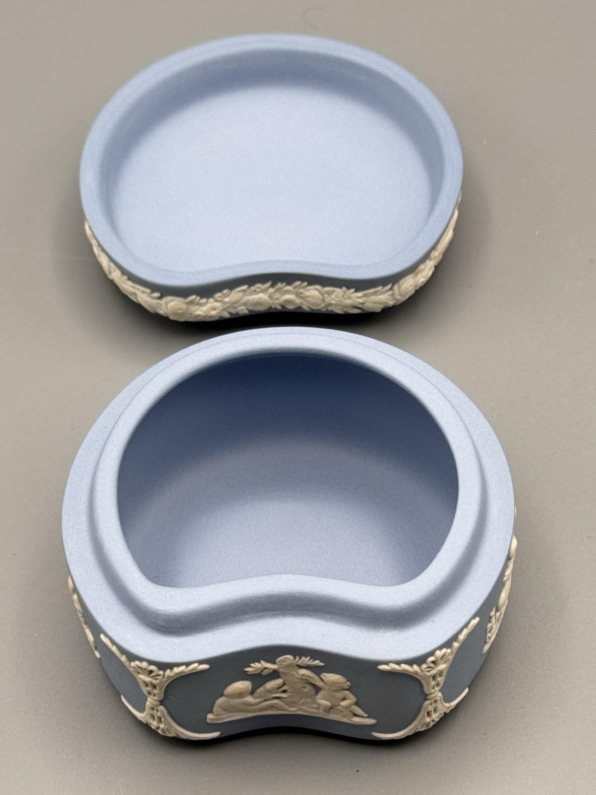 Wedgwood Jasperware Trinket Box Blue Cherub Relief 3.25”
