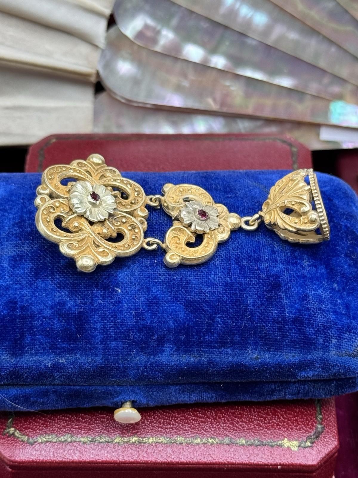 Victorian Watch Fob Brooch Dangler 2.25” Goldtone No Monogram