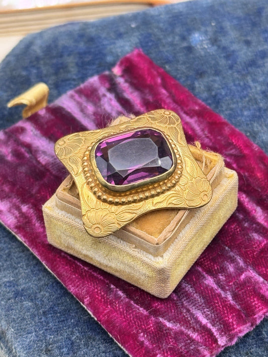 Antique Edwardian Brooch Goldtone Purple Floral Design Glass 1.1”