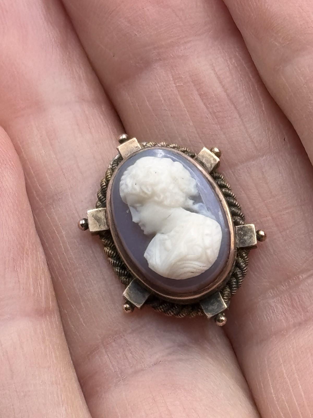 Antique Agate Cameo Brooch 0.75 Inch Victorian w/ Replacement Pin