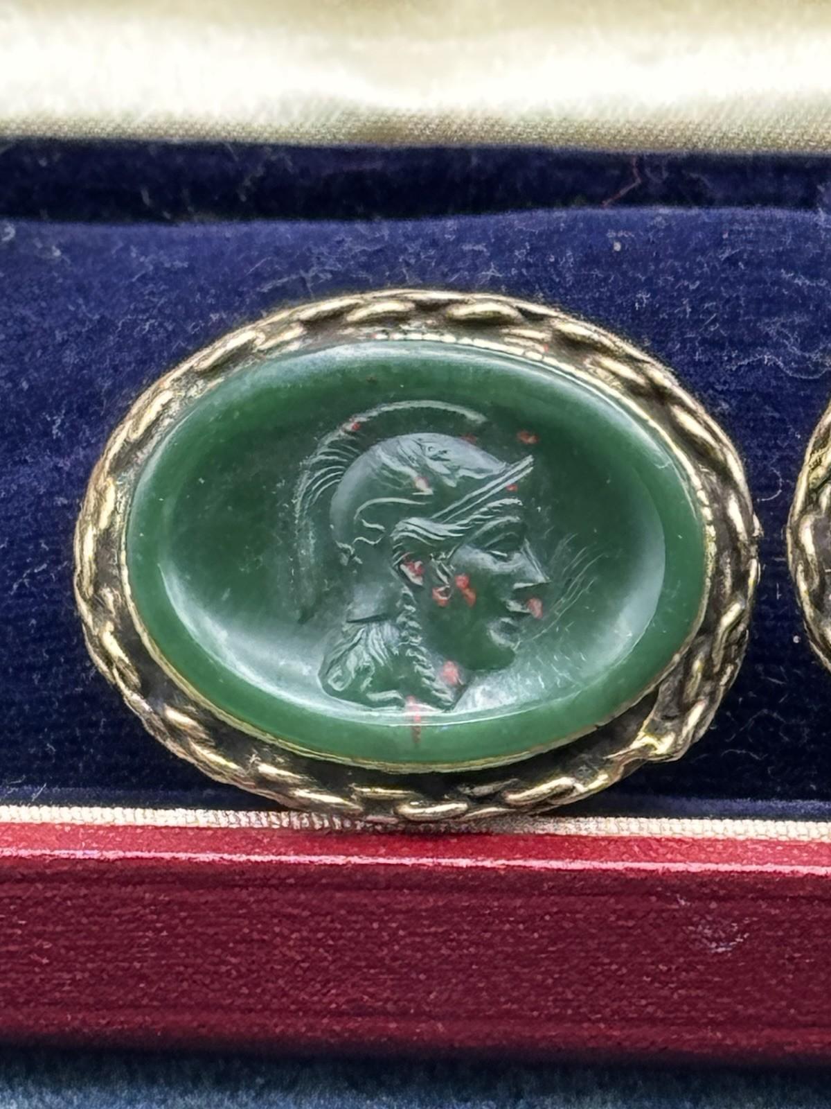 Vintage Cameo Earrings Faux Bloodstone Intaglio Green Goldtone Rope Edge Clips