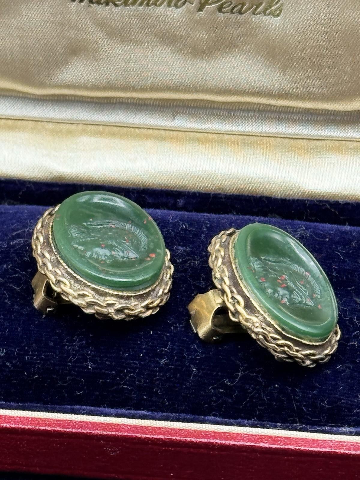 Vintage Cameo Earrings Faux Bloodstone Intaglio Green Goldtone Rope Edge Clips