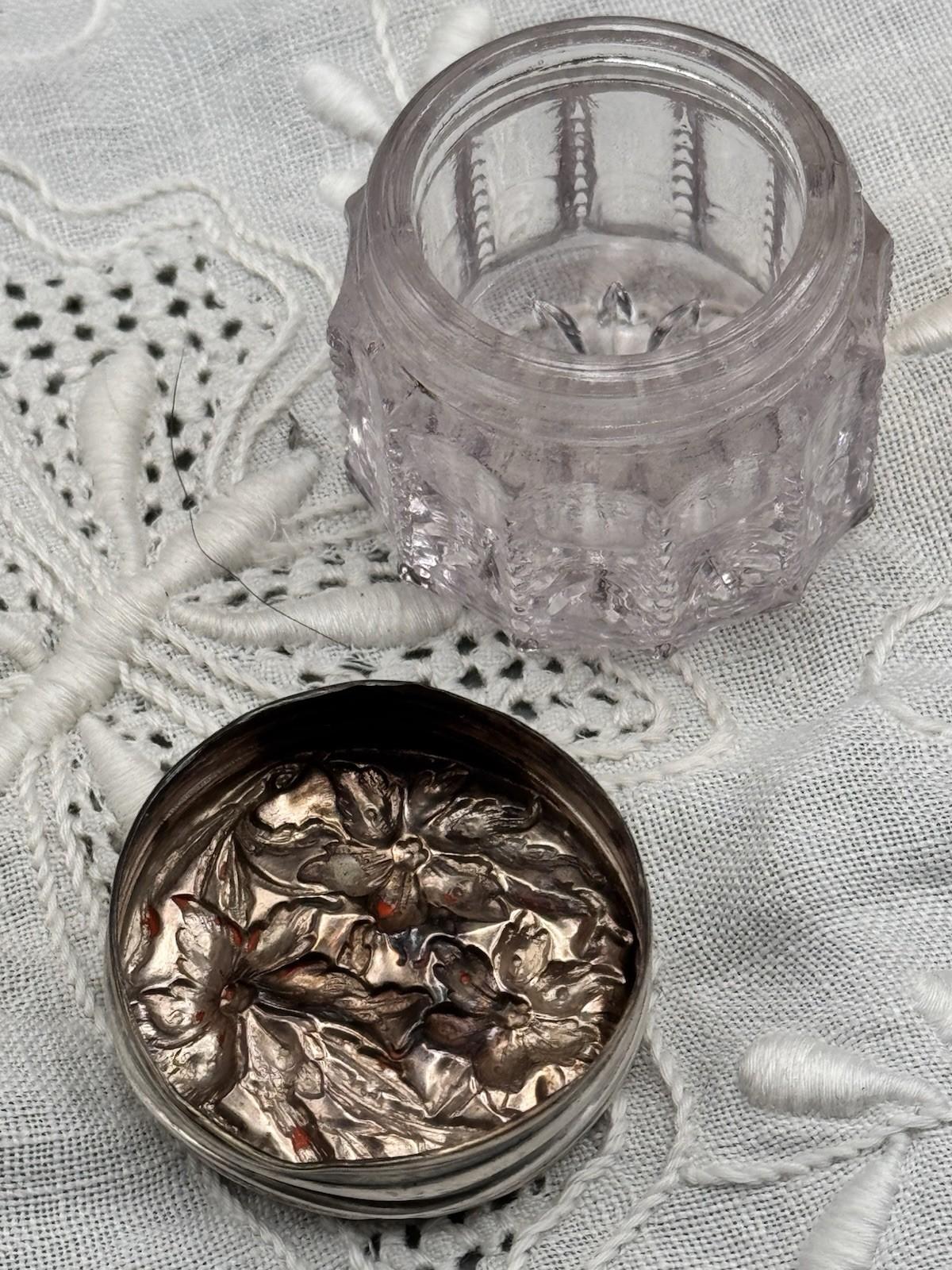 Vintage Pale Violet Glass Dresser Jar STERLING Silver Floral Lid 1.5 in