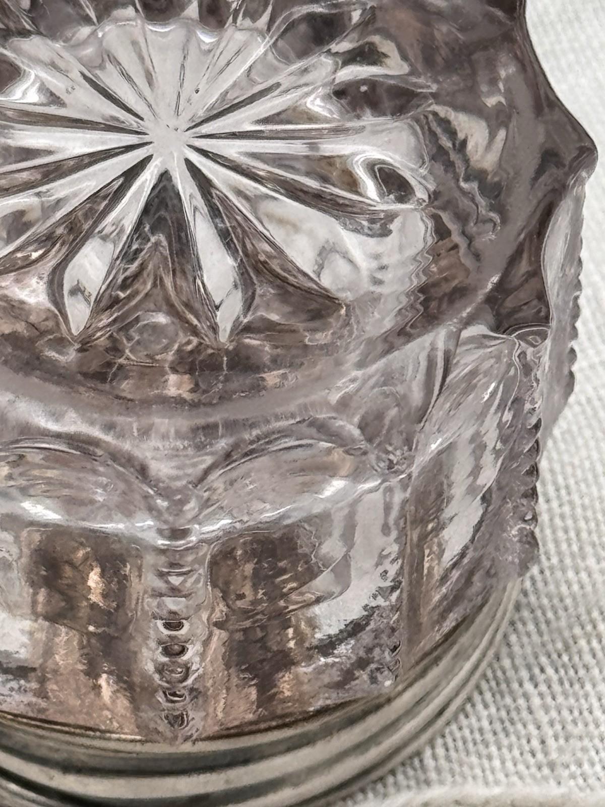 Vintage Pale Violet Glass Dresser Jar STERLING Silver Floral Lid 1.5 in