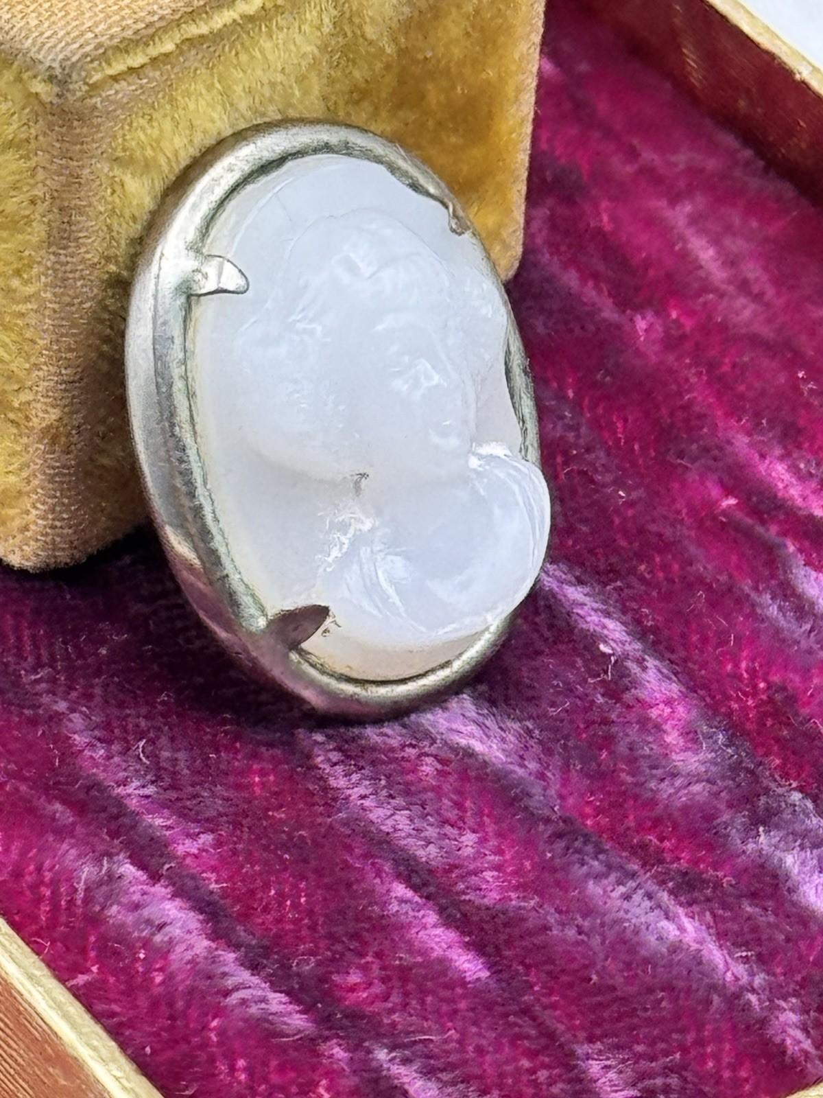 Antique Milk Glass Cameo Brooch Silvertone Oval Lady Profile 1in