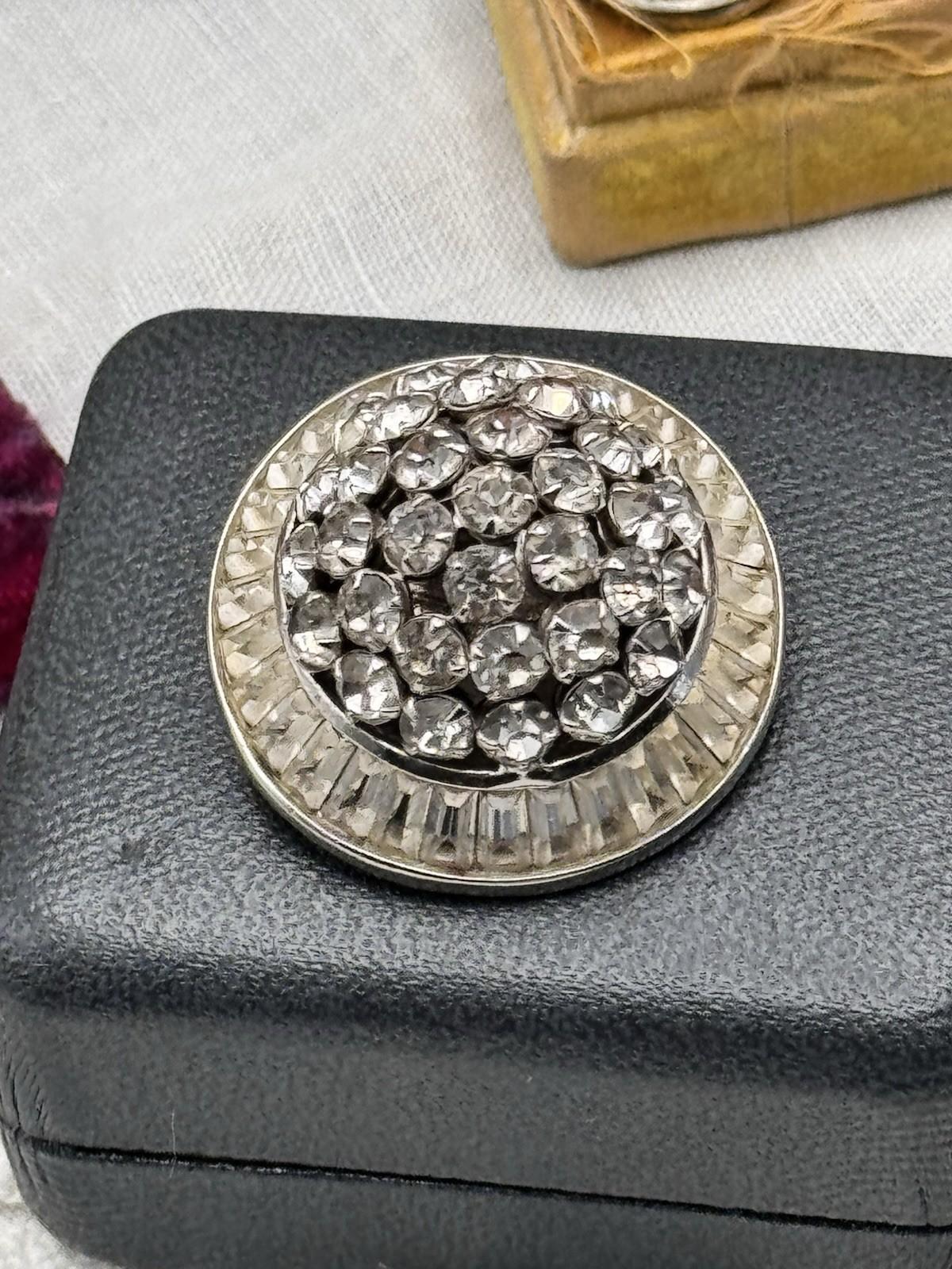 SIGNED Kramer Brooch Pin Silvertone Rhinestone Baguette Halo Vintage 1.25”d