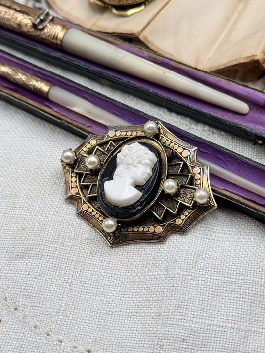 Vintage Cameo Brooch Goldtone Faux Pearl Black White Lady Portrait Pin