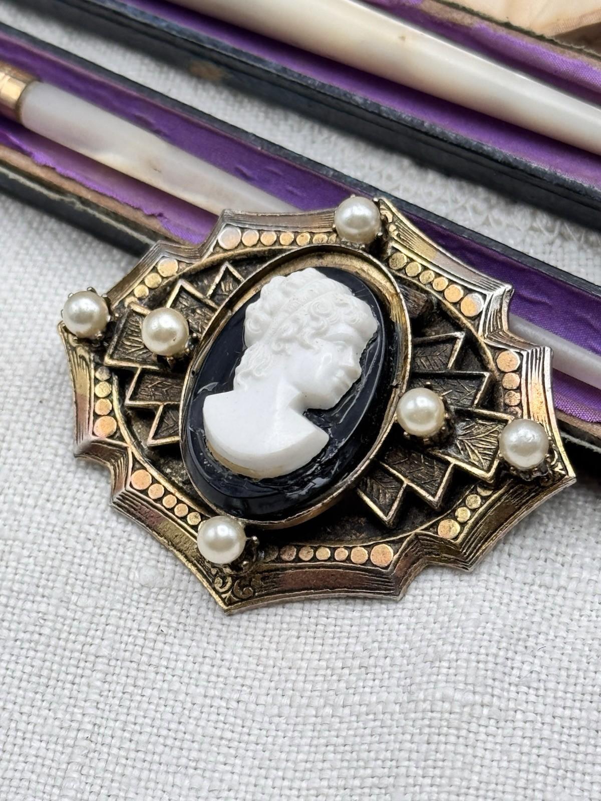 Vintage Cameo Brooch Goldtone Faux Pearl Black White Lady Portrait Pin