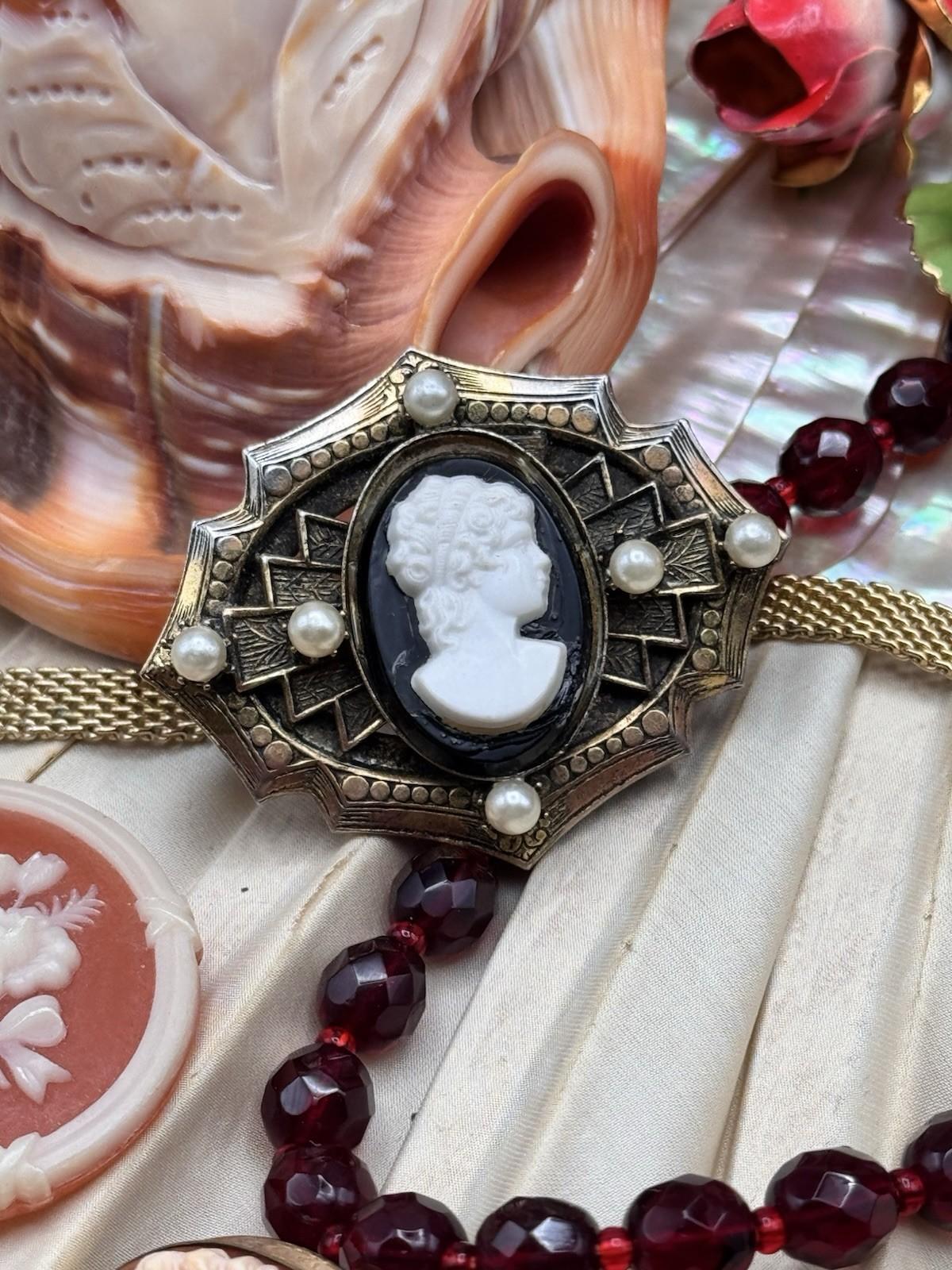 Vintage Cameo Brooch Goldtone Faux Pearl Black White Lady Portrait Pin