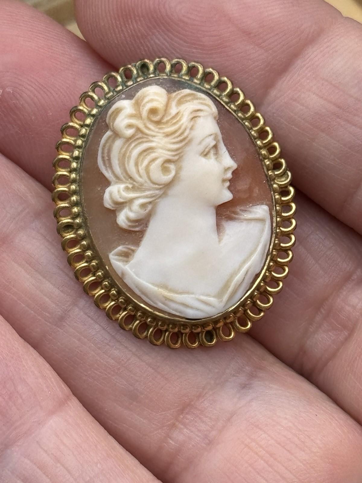 Vintage Carved Cameo Brooch Pendant Gold Filled Lady Portrait