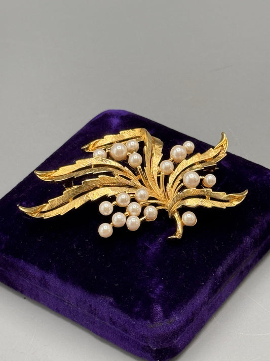 Vintage Trifari Brooch Faux Pearl Goldtone Leaf Spray Floral Pin 3.25”