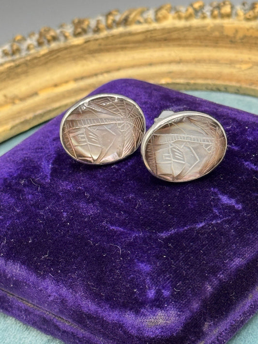 Pair Silvertone Abalone Cufflinks Carved Tropical Landscape Oval 7/8” x .75”