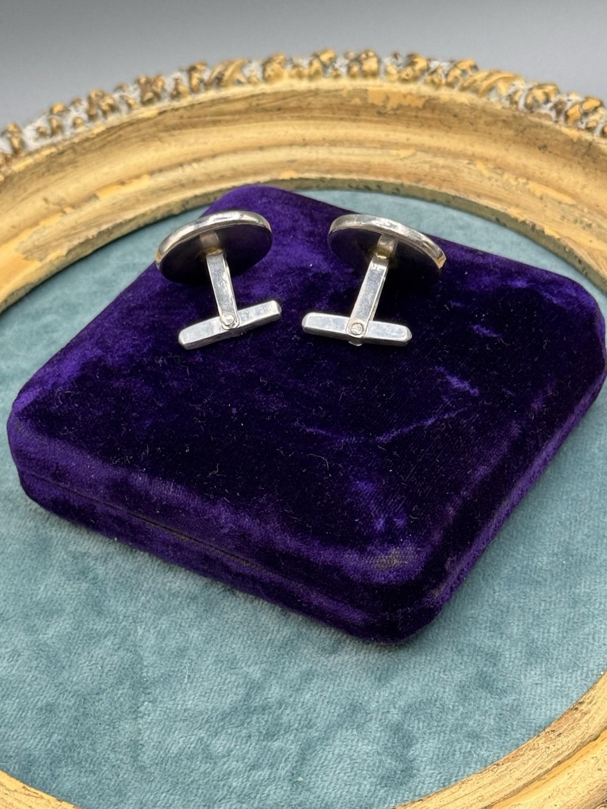 Pair Silvertone Abalone Cufflinks Carved Tropical Landscape Oval 7/8” x .75”