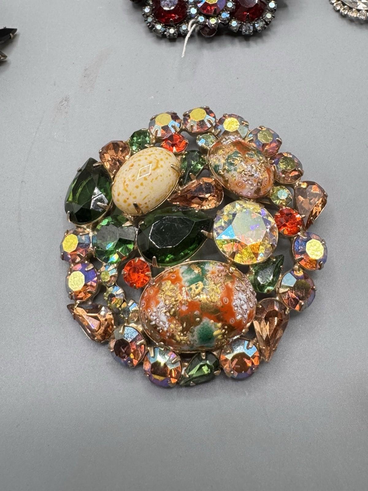 Vintage Juliana D&E Easter Egg Brooch Rhinestone Art Glass 2.5” Statement