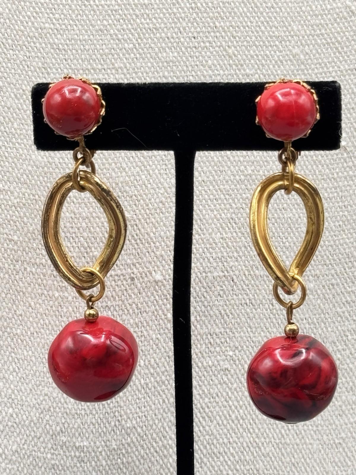 Vintage Miriam Haskell Earrings Red Marbled Bead Goldtone Dangle Signed 2.5”
