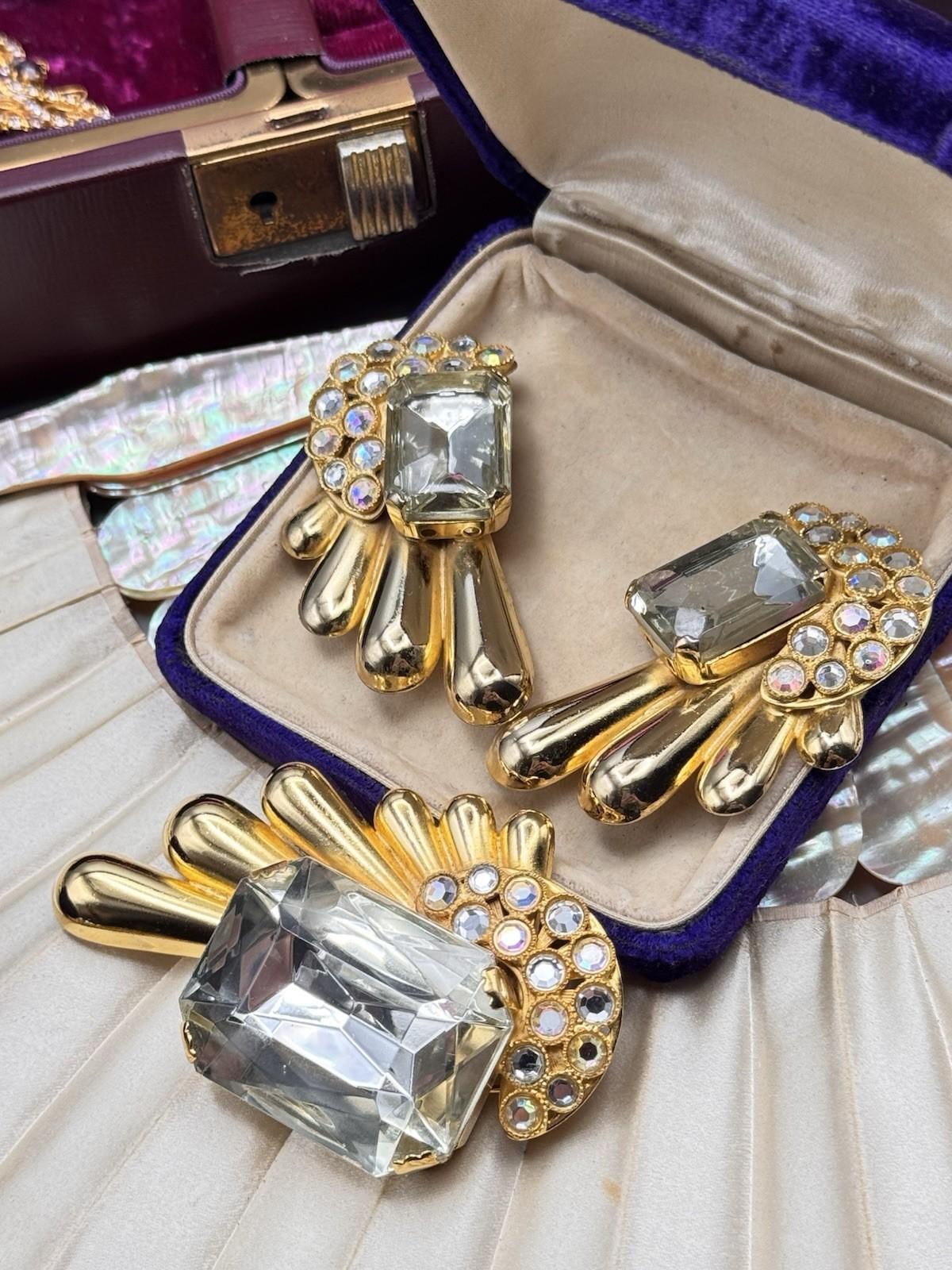 Vintage BRIGLIA Brooch Earrings Set Goldtone Rhinestone Statement 3”