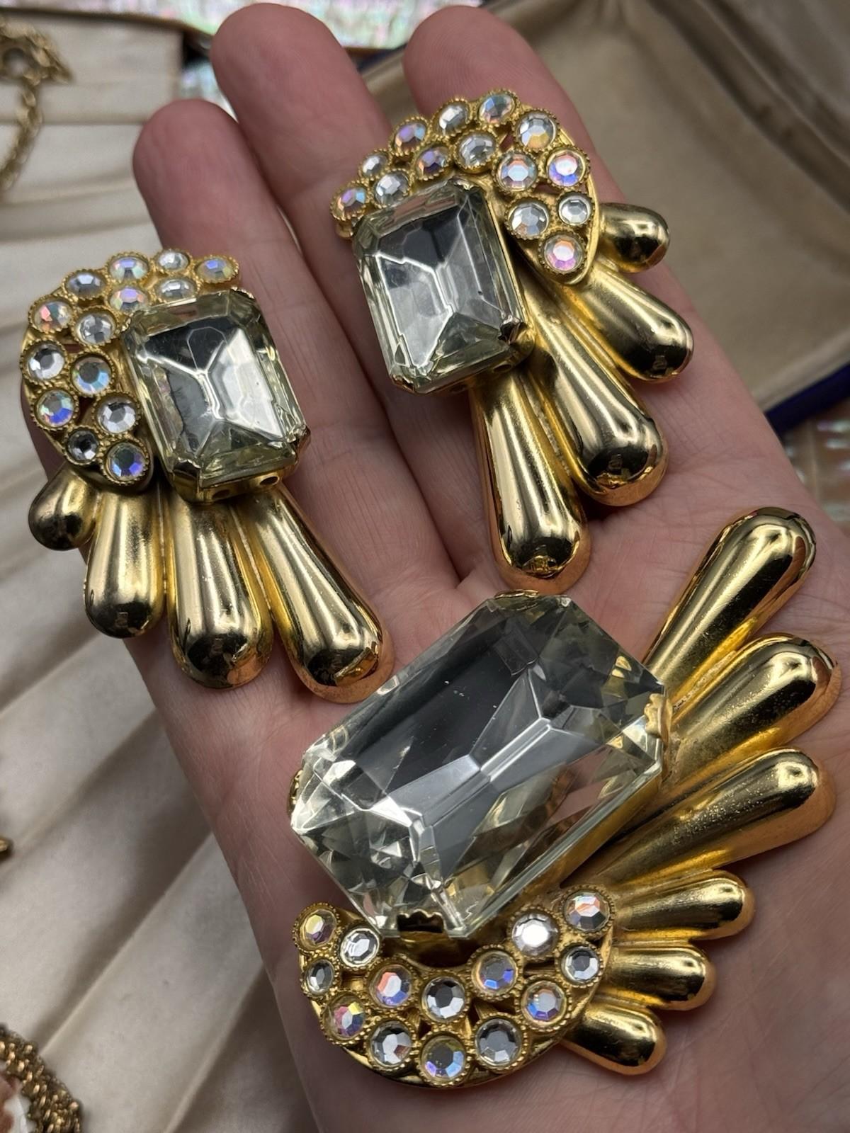 Vintage BRIGLIA Brooch Earrings Set Goldtone Rhinestone Statement 3”