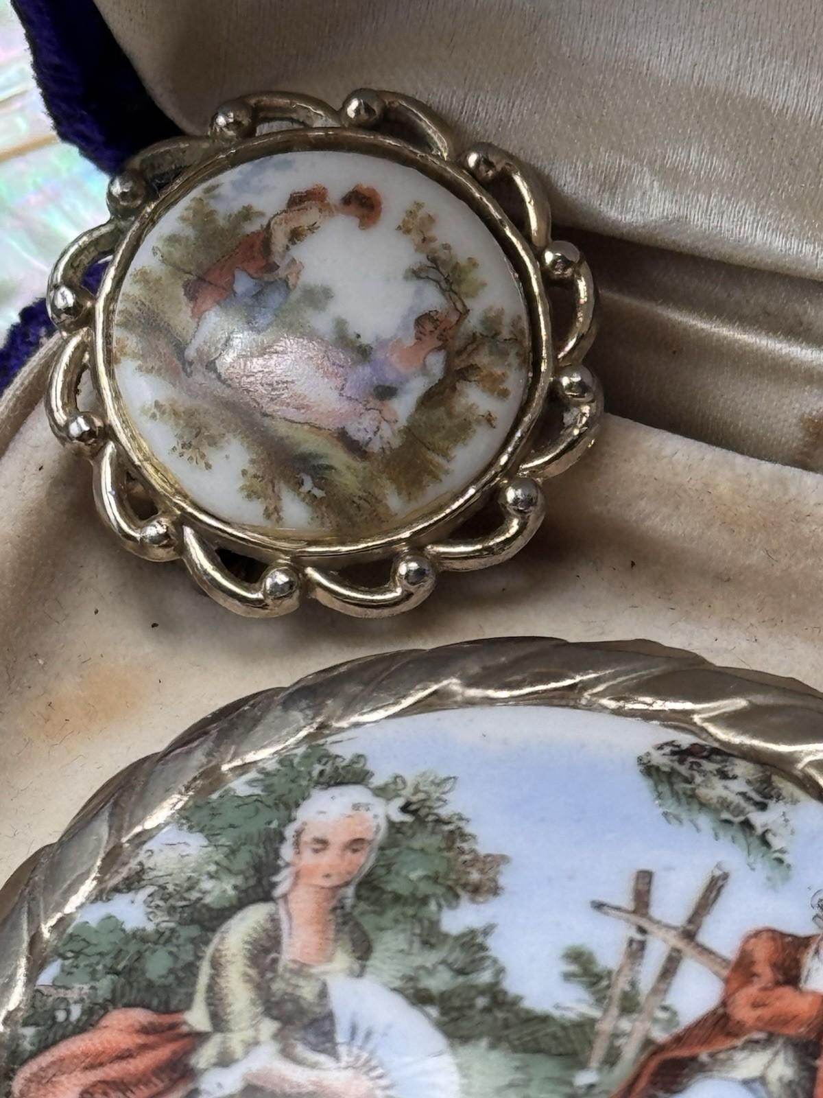 Vintage Lovers Scene Brooch Earrings Set Porcelain Goldtone Clip On
