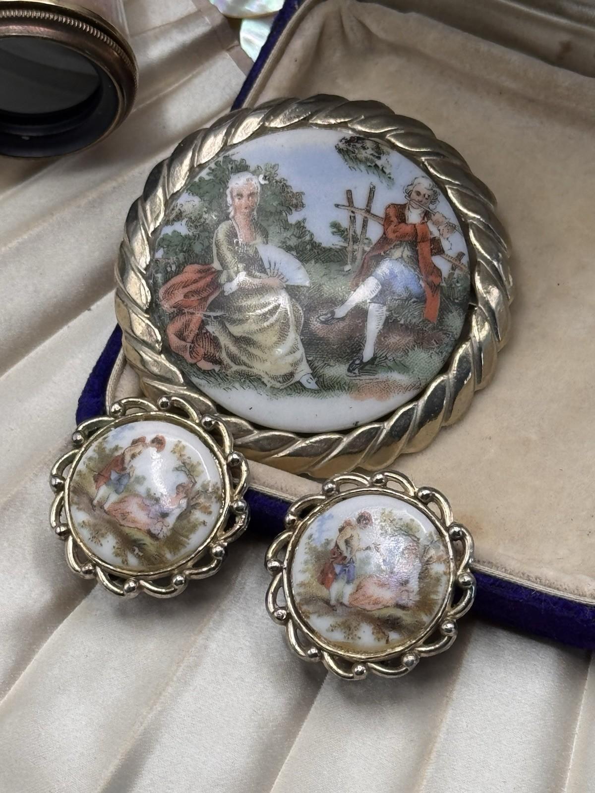 Vintage Lovers Scene Brooch Earrings Set Porcelain Goldtone Clip On