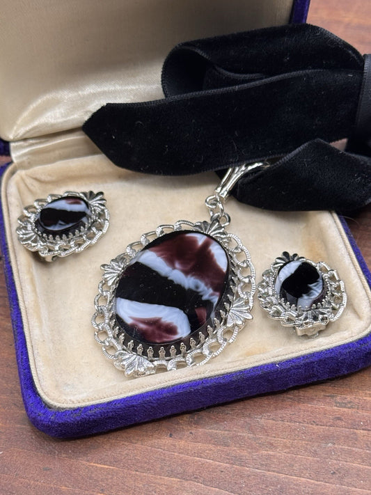 Vintage Whiting & Davis Victorian Revival Pendant Clip Earrings Set Black White