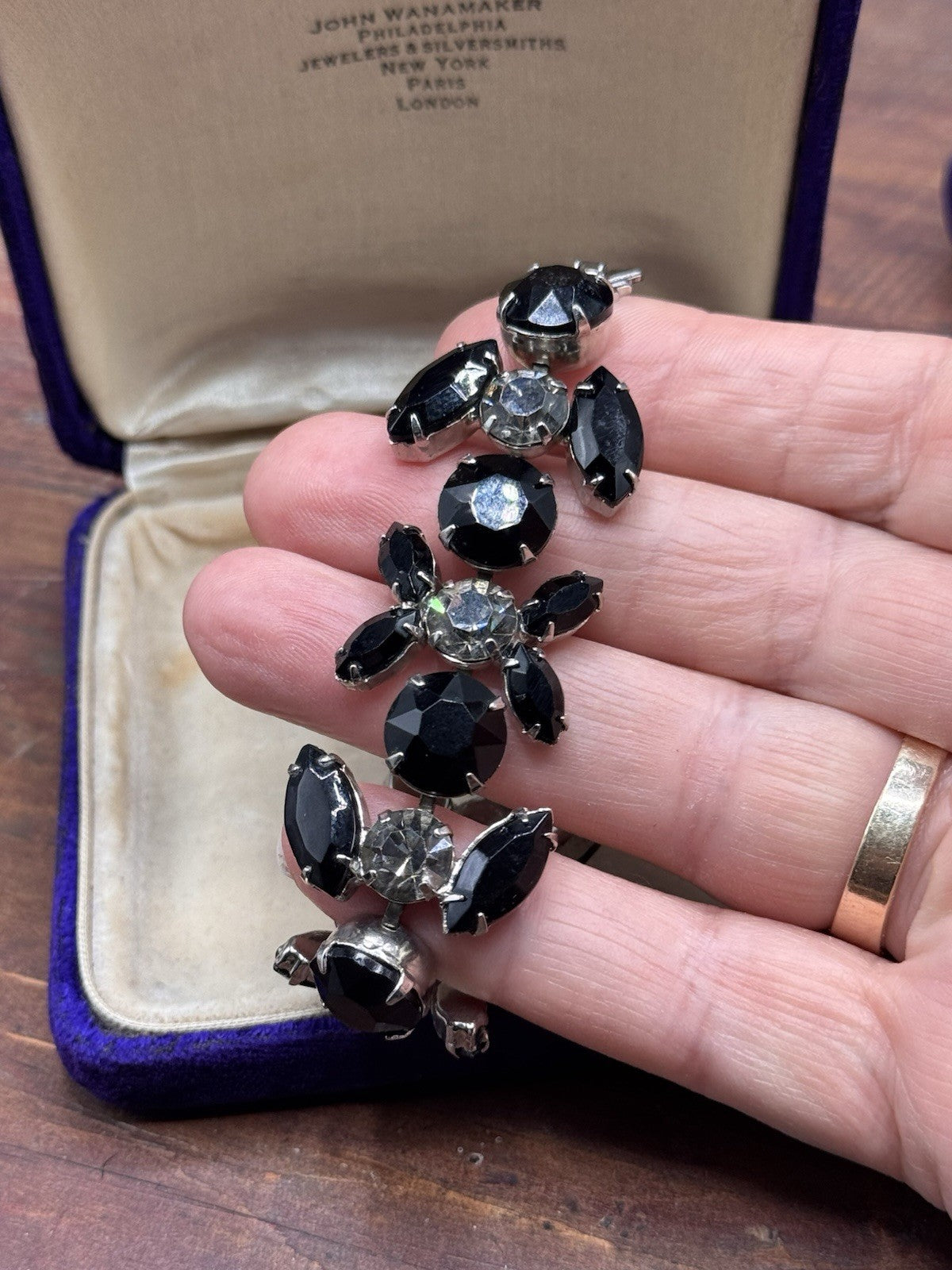 Vintage WEISS Bracelet Black Clear Rhinestone Signed 6”