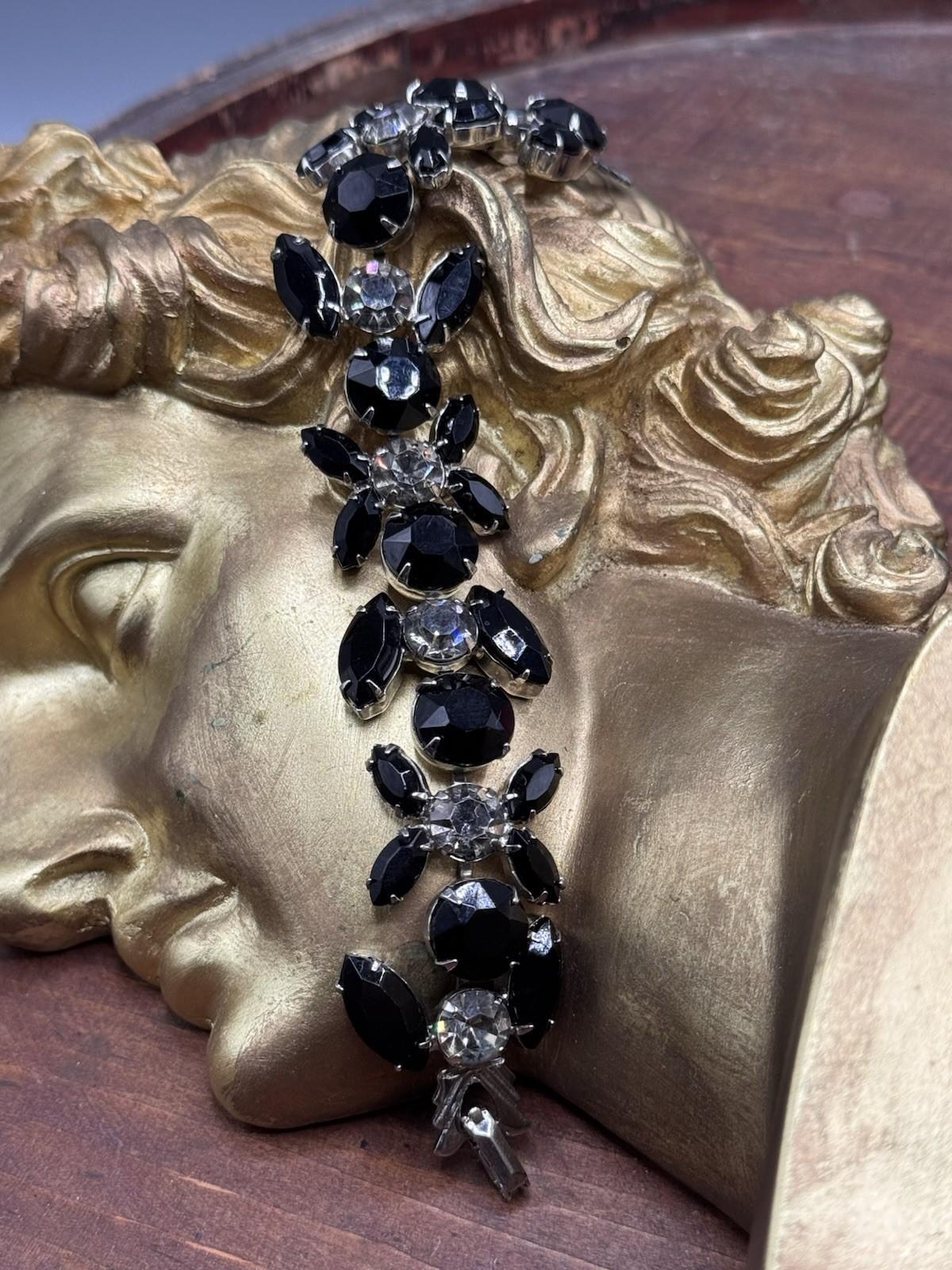 Vintage WEISS Bracelet Black Clear Rhinestone Signed 6”
