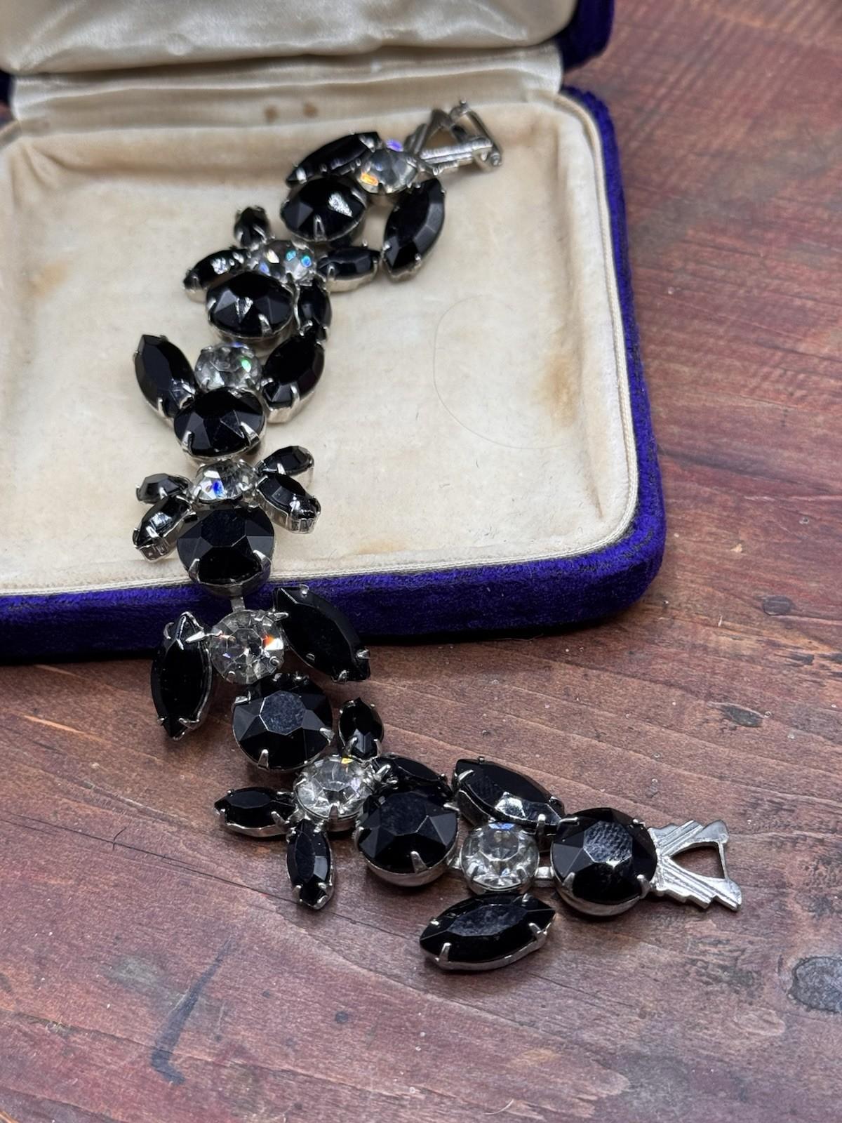 Vintage WEISS Bracelet Black Clear Rhinestone Signed 6”