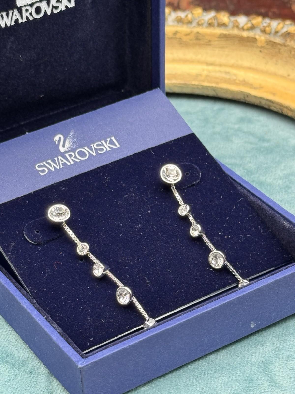 Swarovski Drop Earrings Silvertone Crystal Linear Dangle Boxed 1.75”