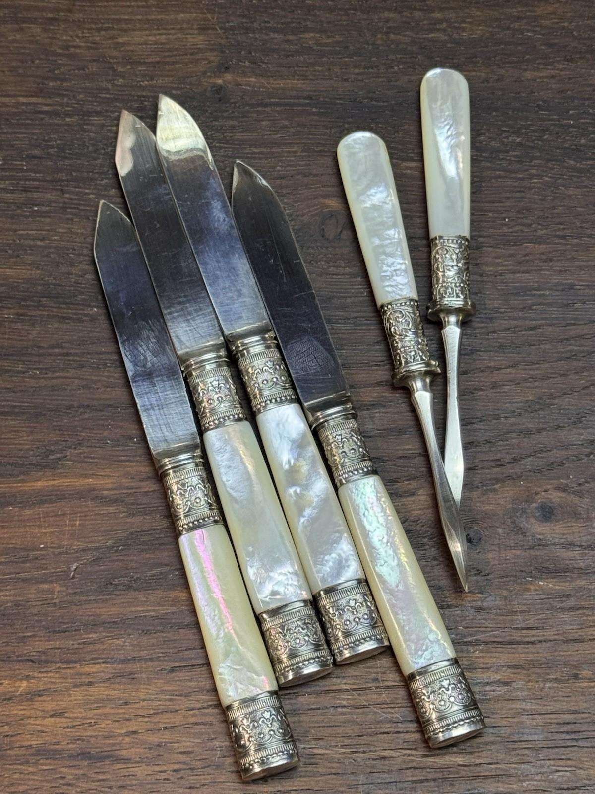Meriden Cutlery Co Fruit Knives MOP Handle Set Nut Picks Silverplate