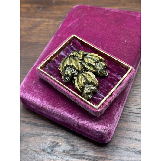 Vintage Goldtone Repoussé Acorn Leaf Dress Clip Botanical 2.25” x 2”