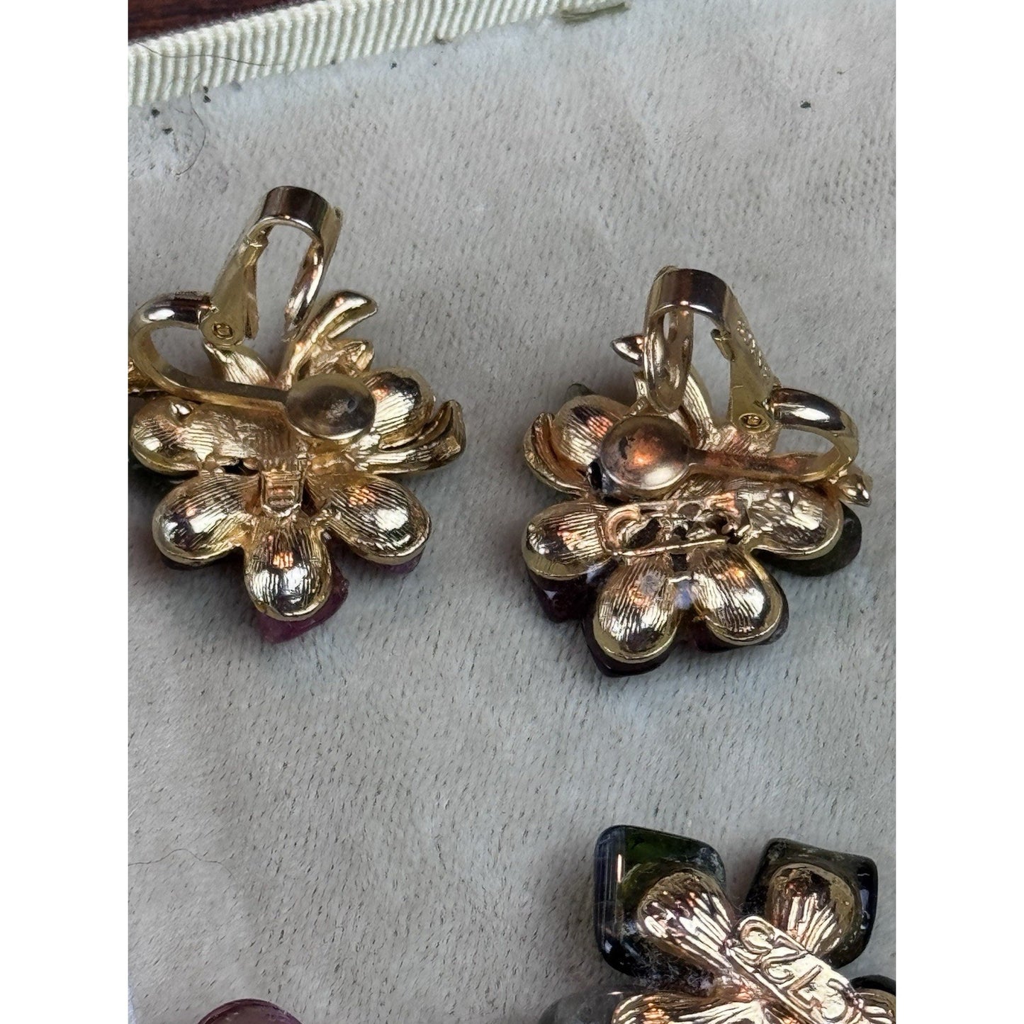 Vintage BARCS Stone Flower Brooch Earrings Set C725 Goldtone Australia