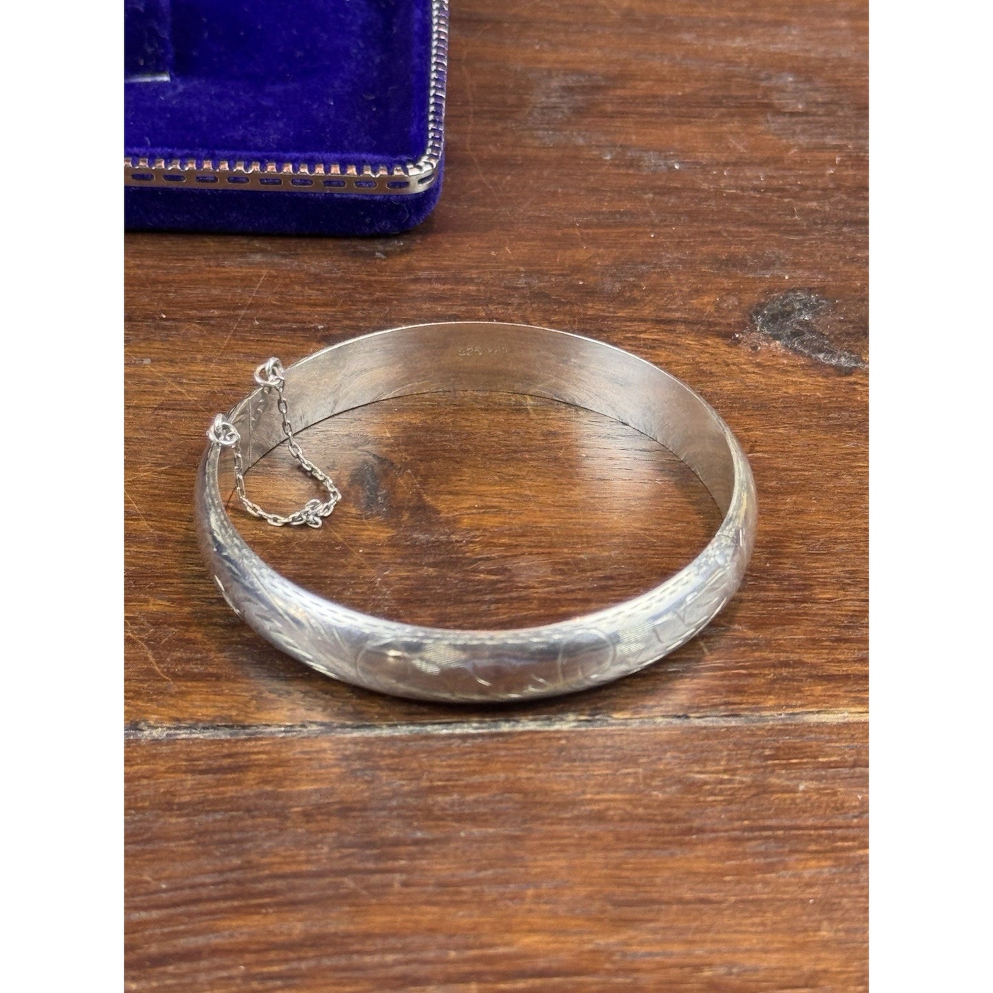 Vintage Sterling Silver Hinged Bangle Bracelet Etched Floral Safety Chain 7.25”