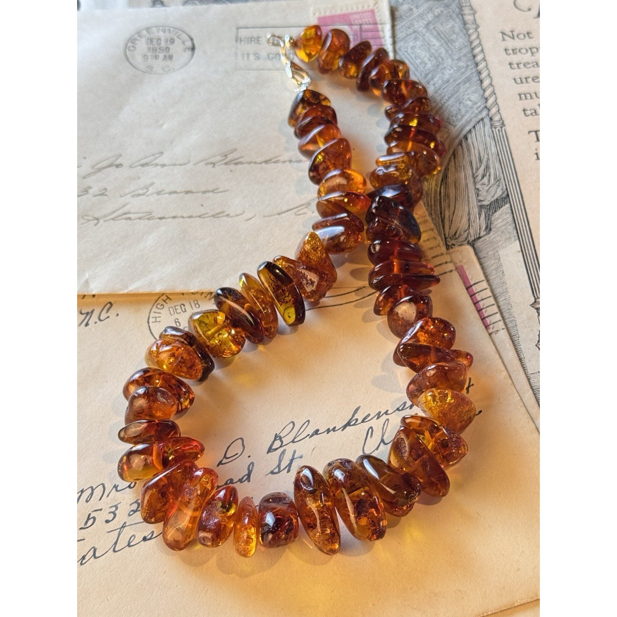 Vintage AMBER Necklace Chunky Graduated Nugget Beads Silvertone Clasp 16”