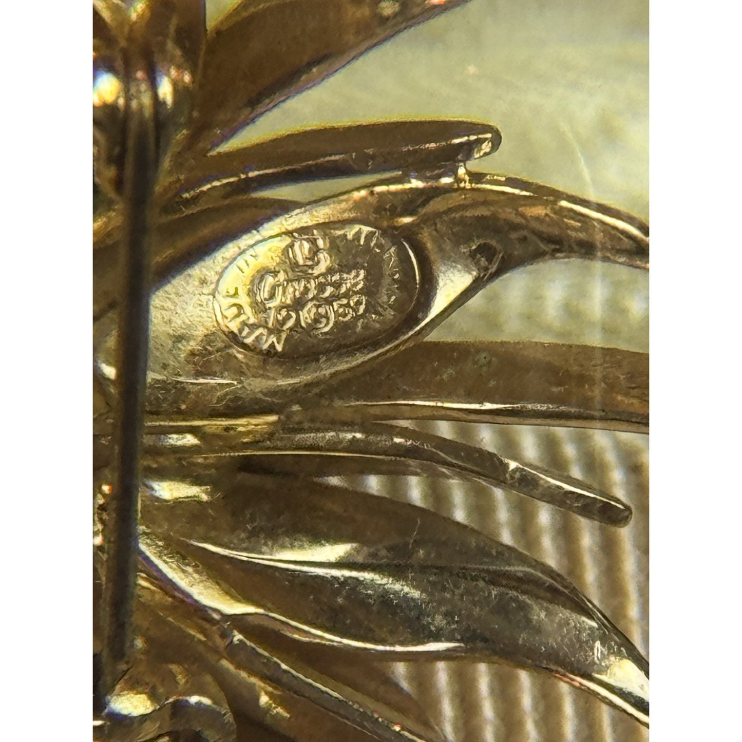 Vintage Grosse Brooch Pendant Germany 1959 Goldtone LEAF 1.75”