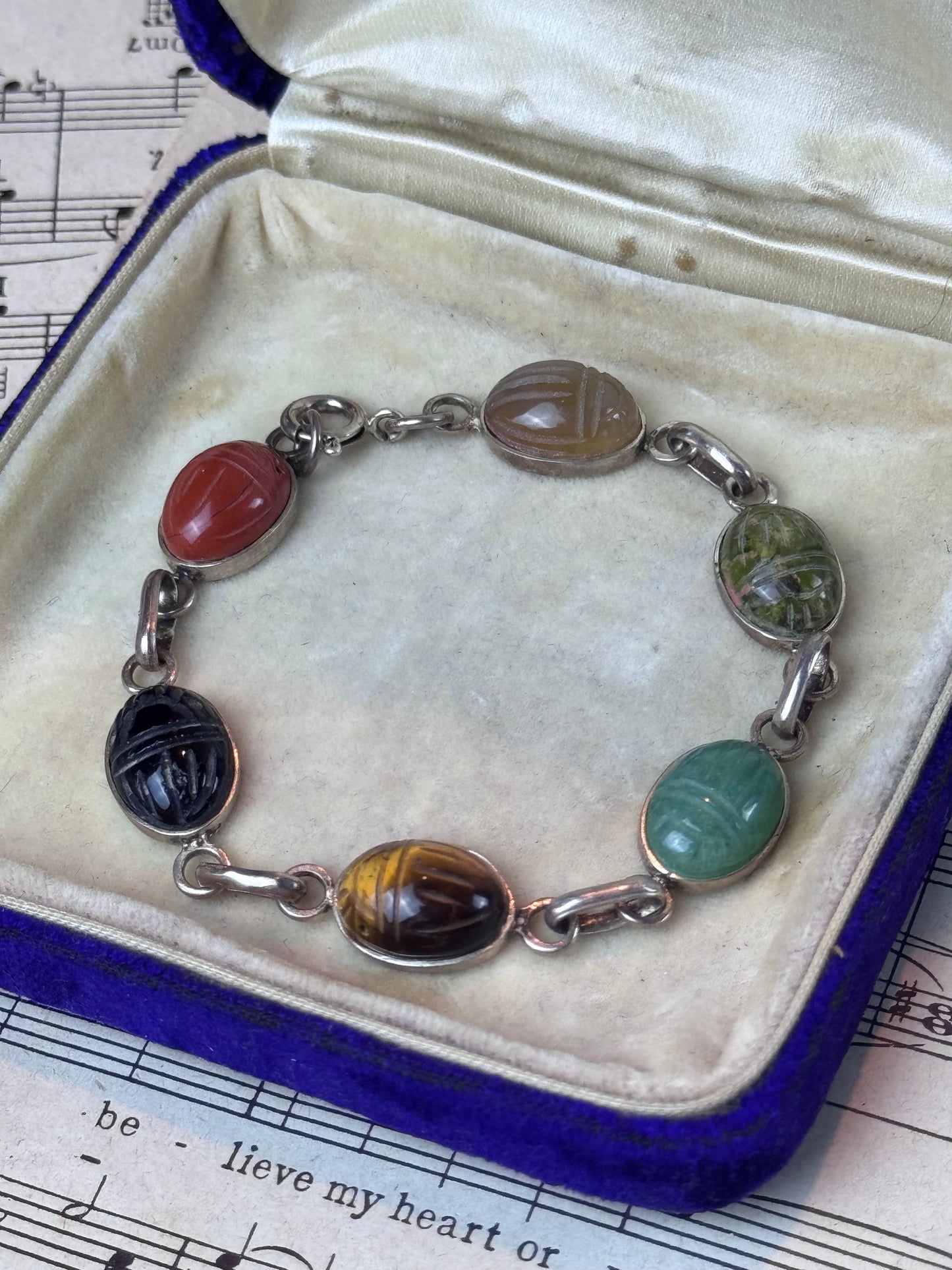 Vintage 925 Sterling Silver Scarab Bracelet Carved Stone 7” Egyptian Revival