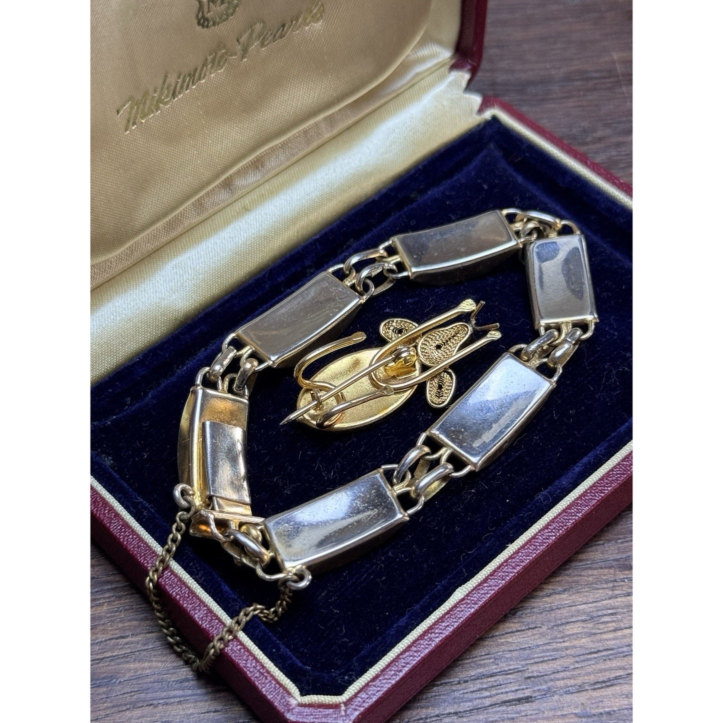 Vintage Damascene Bracelet 6.5” Black Goldtone Link Bracelet Mouse Brooch Set