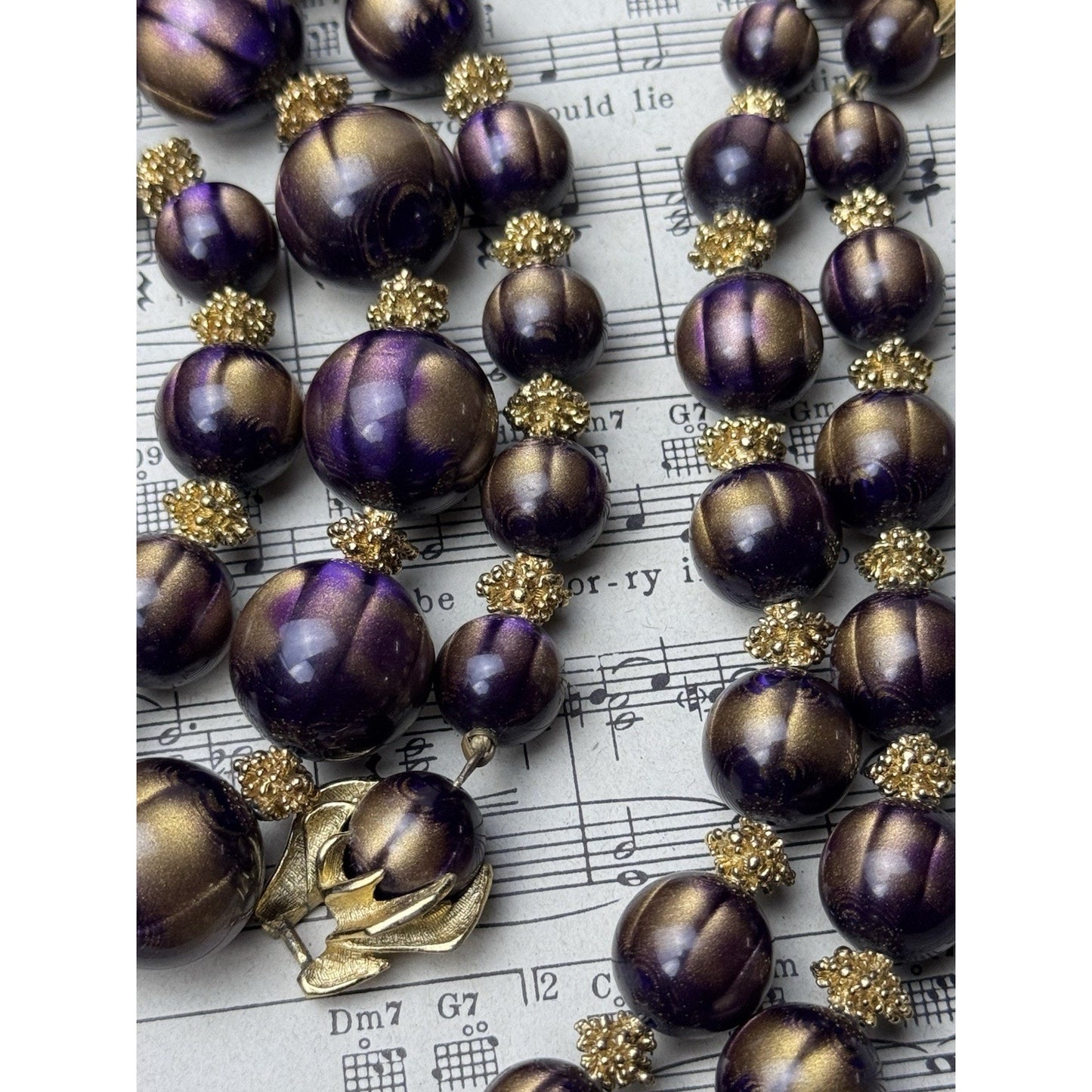 Vintage Crown Trifari Aubergine Beaded Necklace Bracelet Set Goldtone 27”