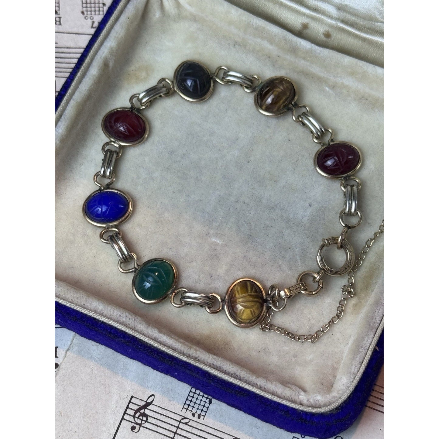 Vintage Gold Filled Scarab Bracelet Carved Stone 6.5” Safety Chain